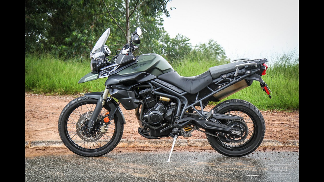 Máquinas inglesas: Range Rover Evoque Dynamic e Triumph Tiger 800XC