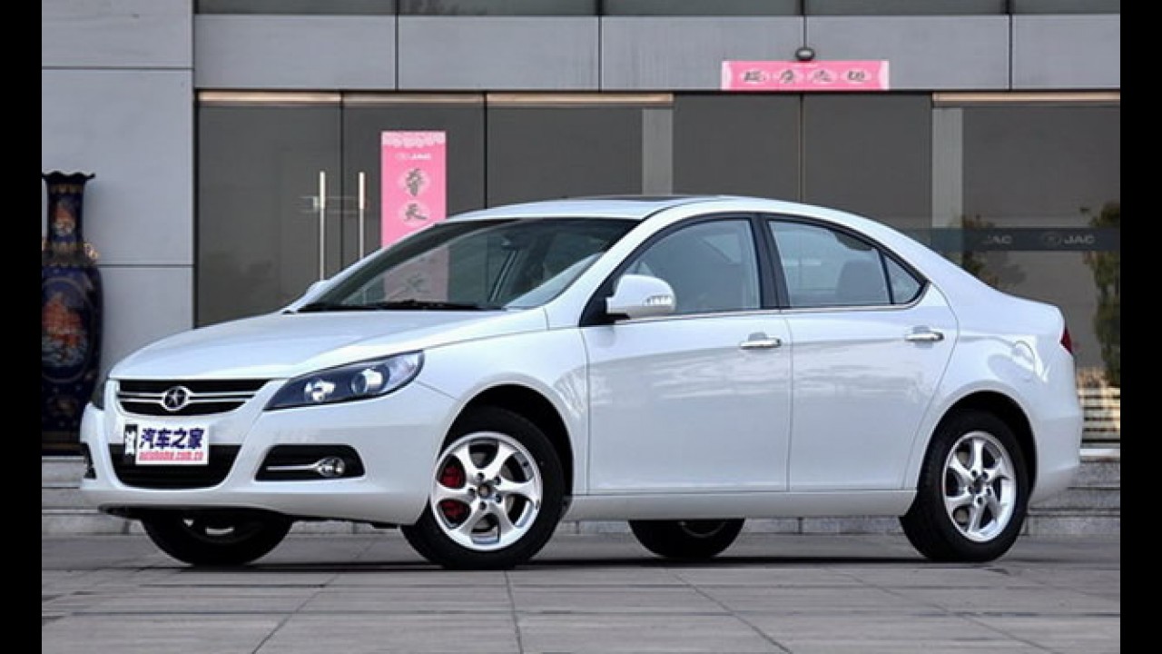 Os chineses da JAC Motors estão chegando - Veja detalhes em fotos do J5 Sedan e J6 Minivan