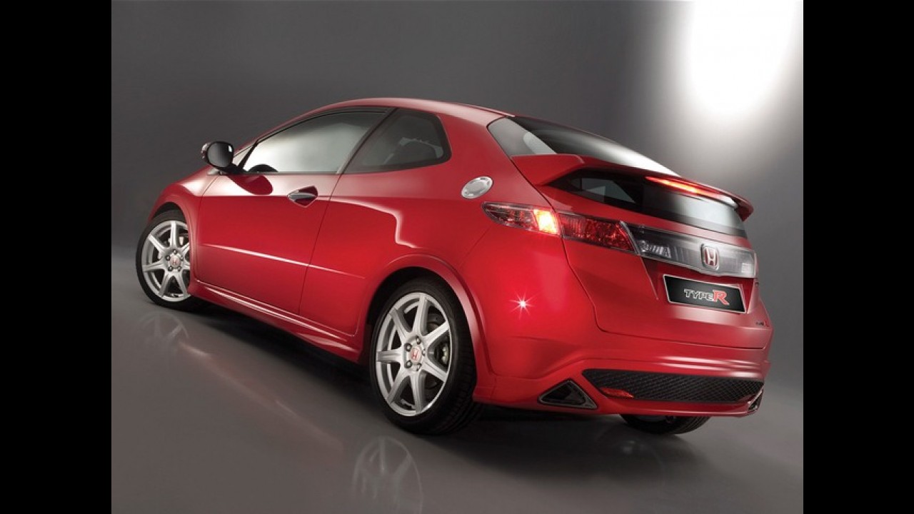 Honda Civic Type-R já roda em testes na Alemanha