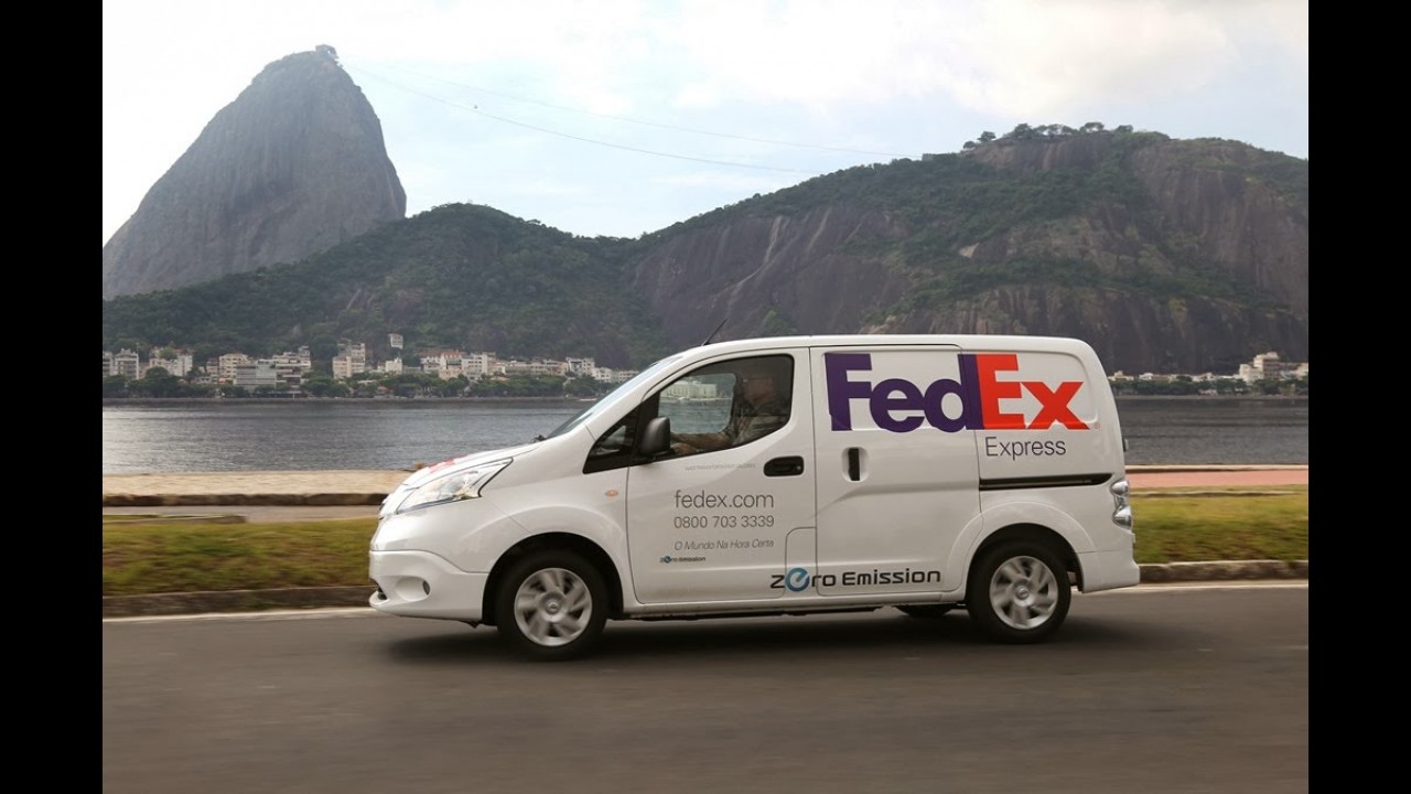 Nissan e FedEx testam van elétrica e-NV200 no Brasil