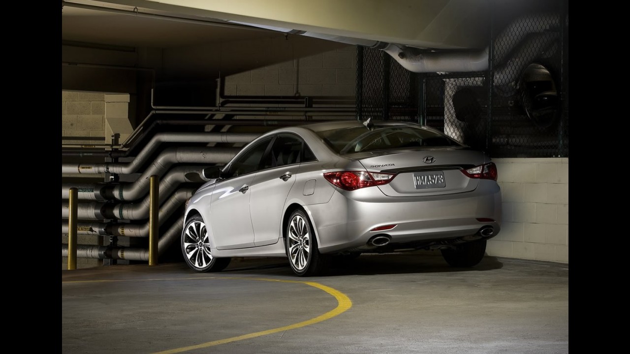 Hyundai Sonata 2011 no Brasil por R$ 90 mil?