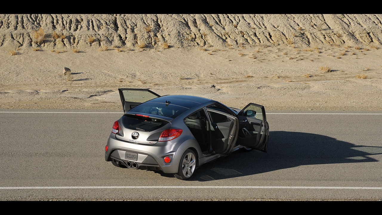Salão de Detroit: Hyundai apresenta Veloster Turbo oficialmente - Veja fotos
