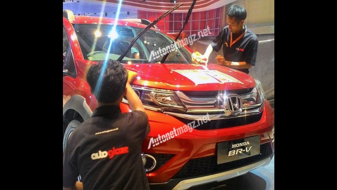 Flagra: SUV de 7 lugares, Honda BR-V aparece sem disfarces antes da estreia