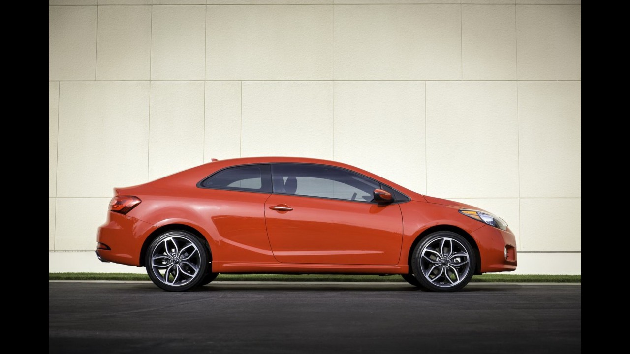 Novo Kia Cerato Koup ousa ainda mais nas linhas