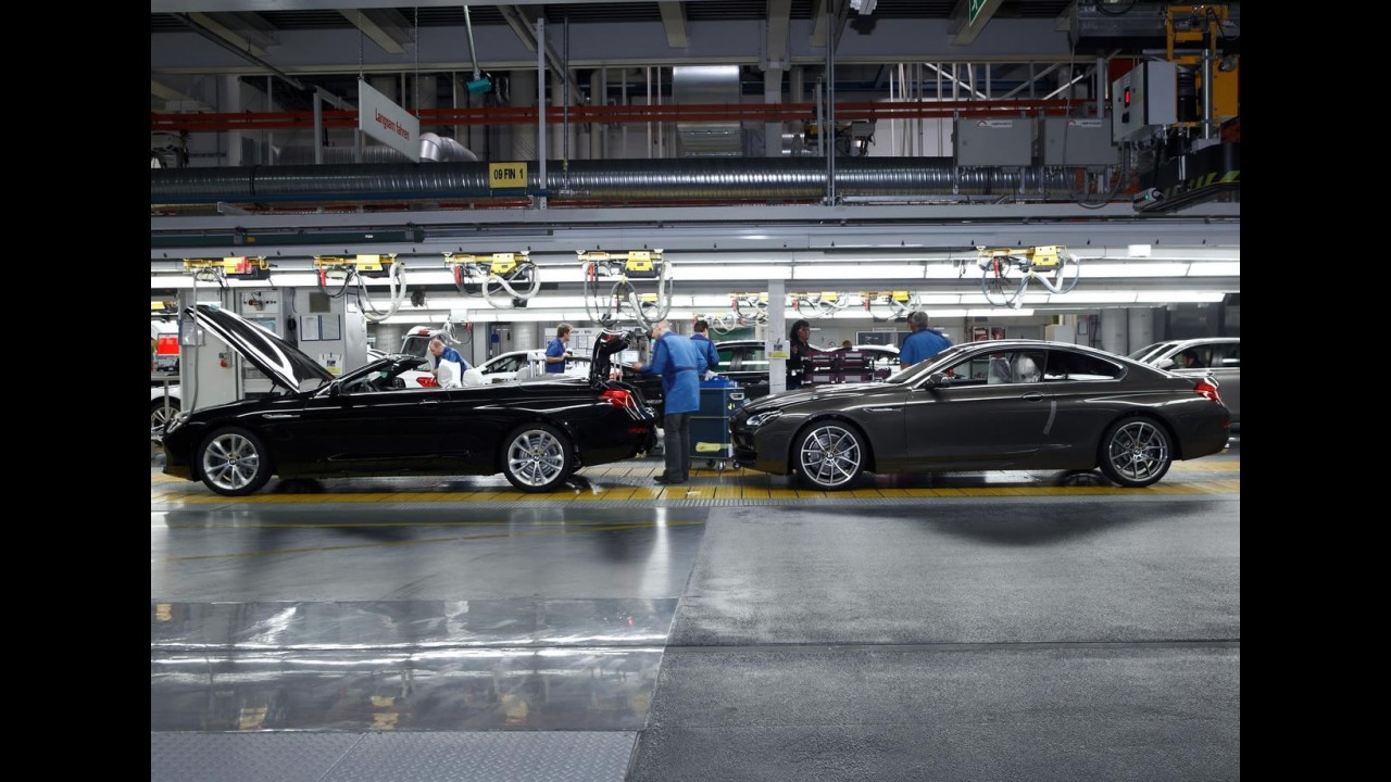 BMW Série 6 Coupé 2012 é revelada oficialmente - Veja galeria de fotos em alta resolução