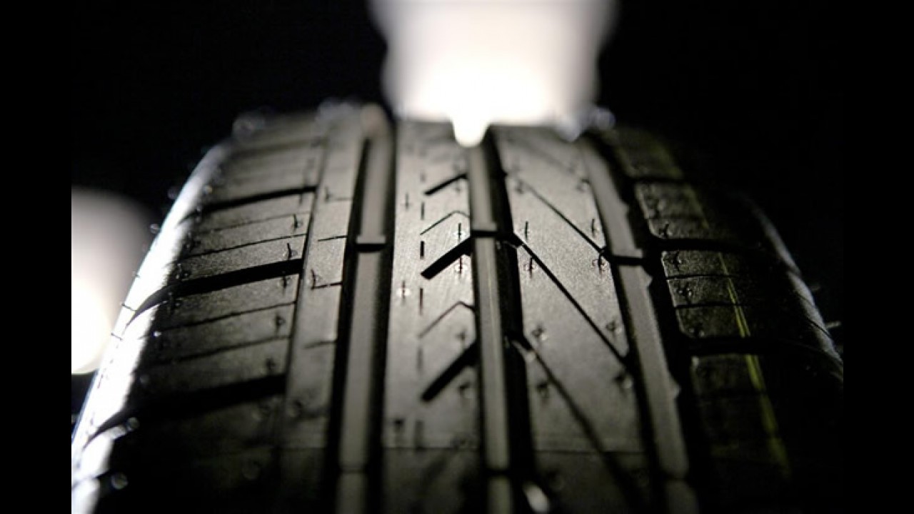 Goodyear lança linha de pneus AquaMax e FuelMax que ajuda a economizar combustível