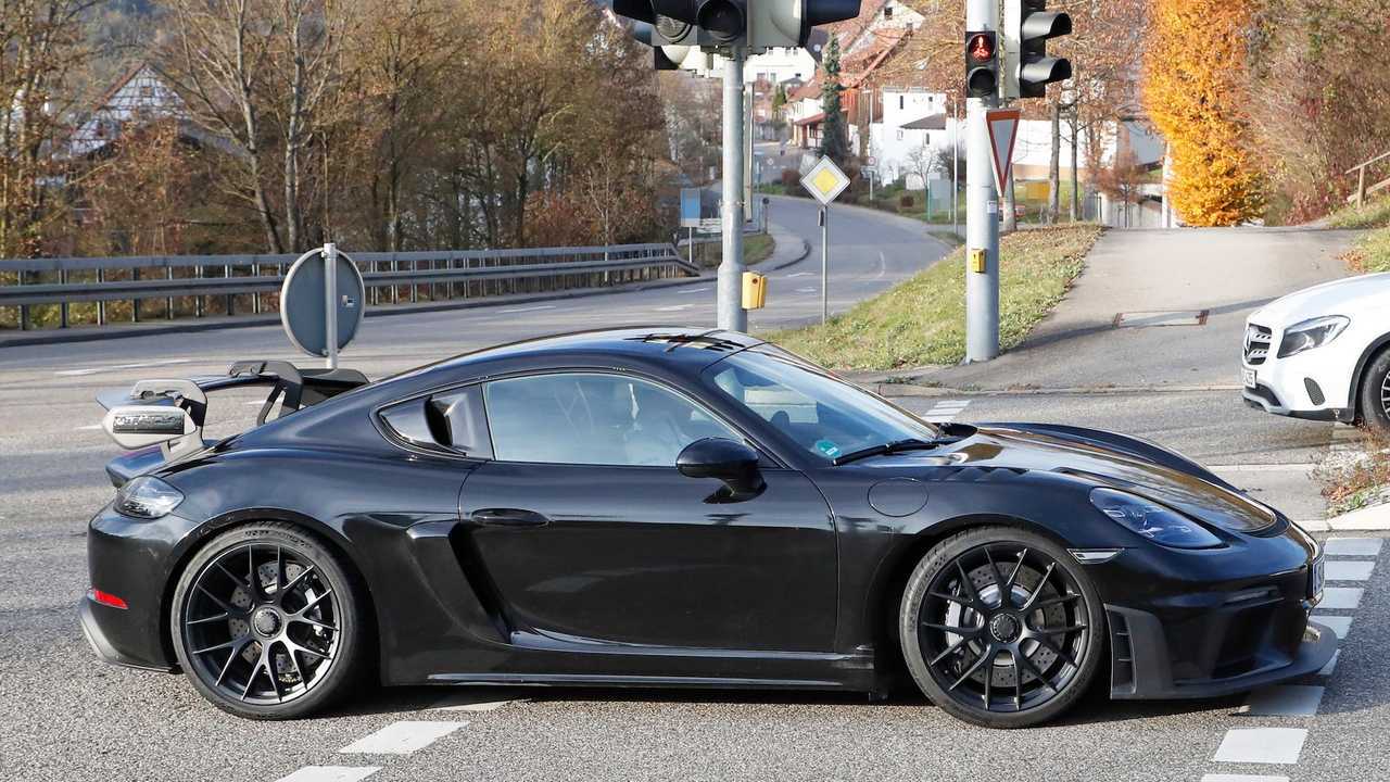 Porsche Cayman GT4 RS