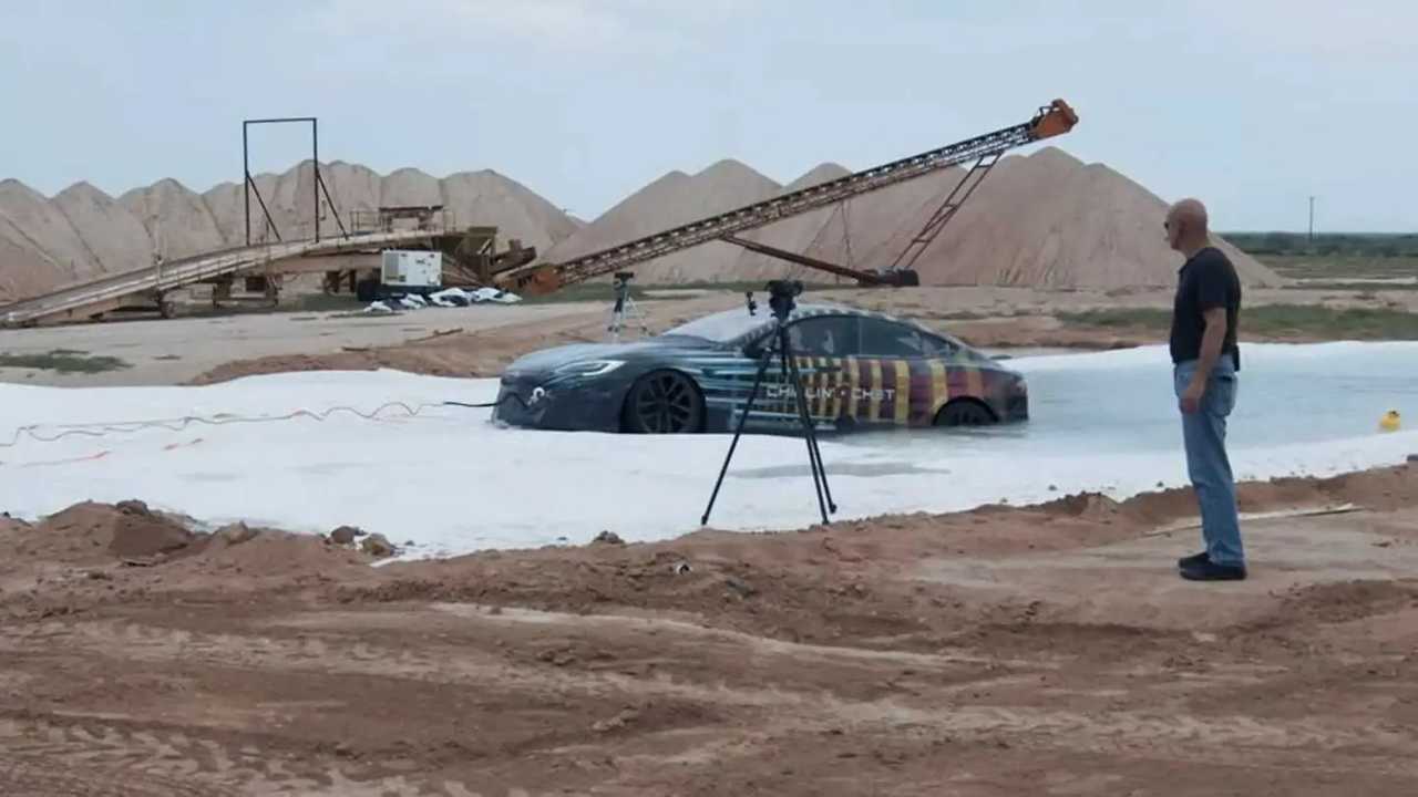 La Tesla Model S Plaid impermeabilizzata da Gruber Motor