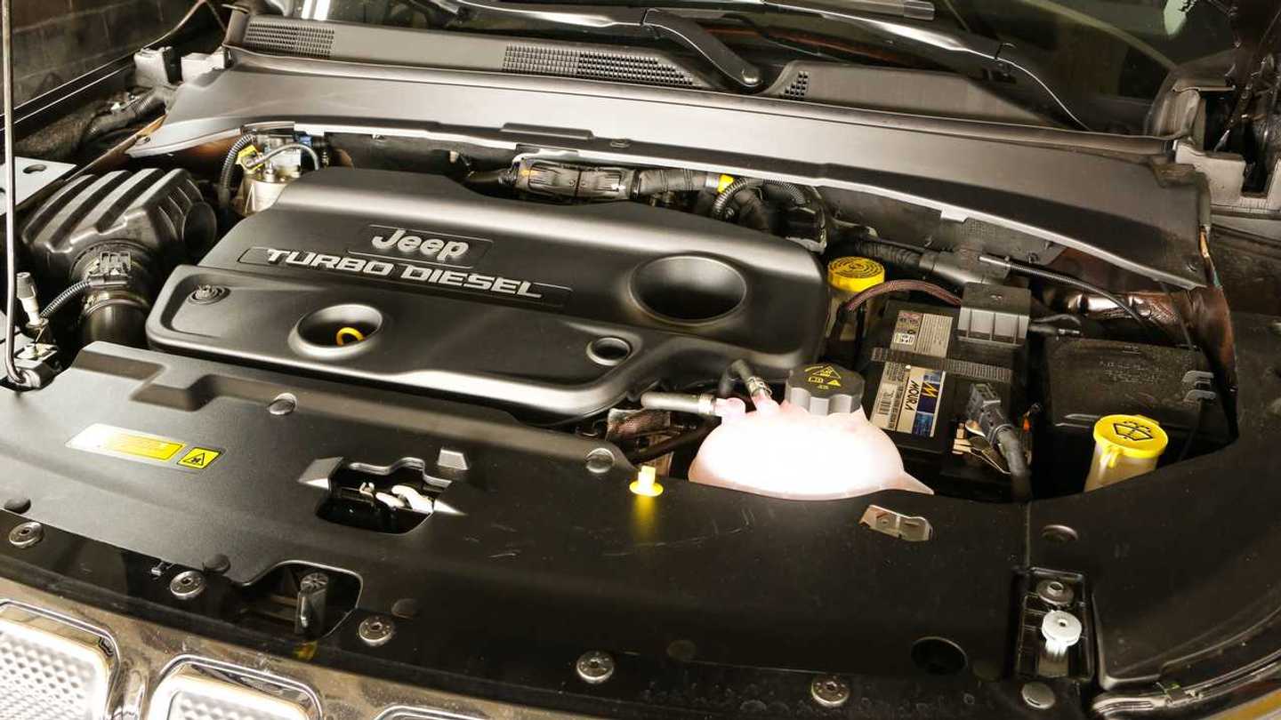 Jeep Compass 2022 As diferenças das versões básica e completa