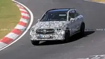 Nuova Mercedes GLC con ruote posteriori sterzanti