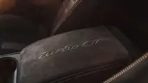 Accoudoirs intérieurs du Porsche Cayenne Turbo GT 2022