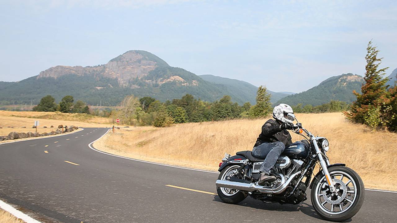 Riding the 2016 Harley-Davidson Sportster Forty-Eight and Street 750