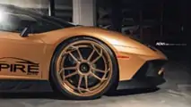 Lamborghini Aventador SV par Empire Auto
