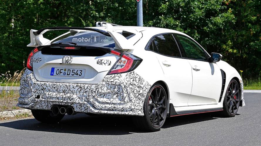 Honda Civic Type R Facelift Spy Photos