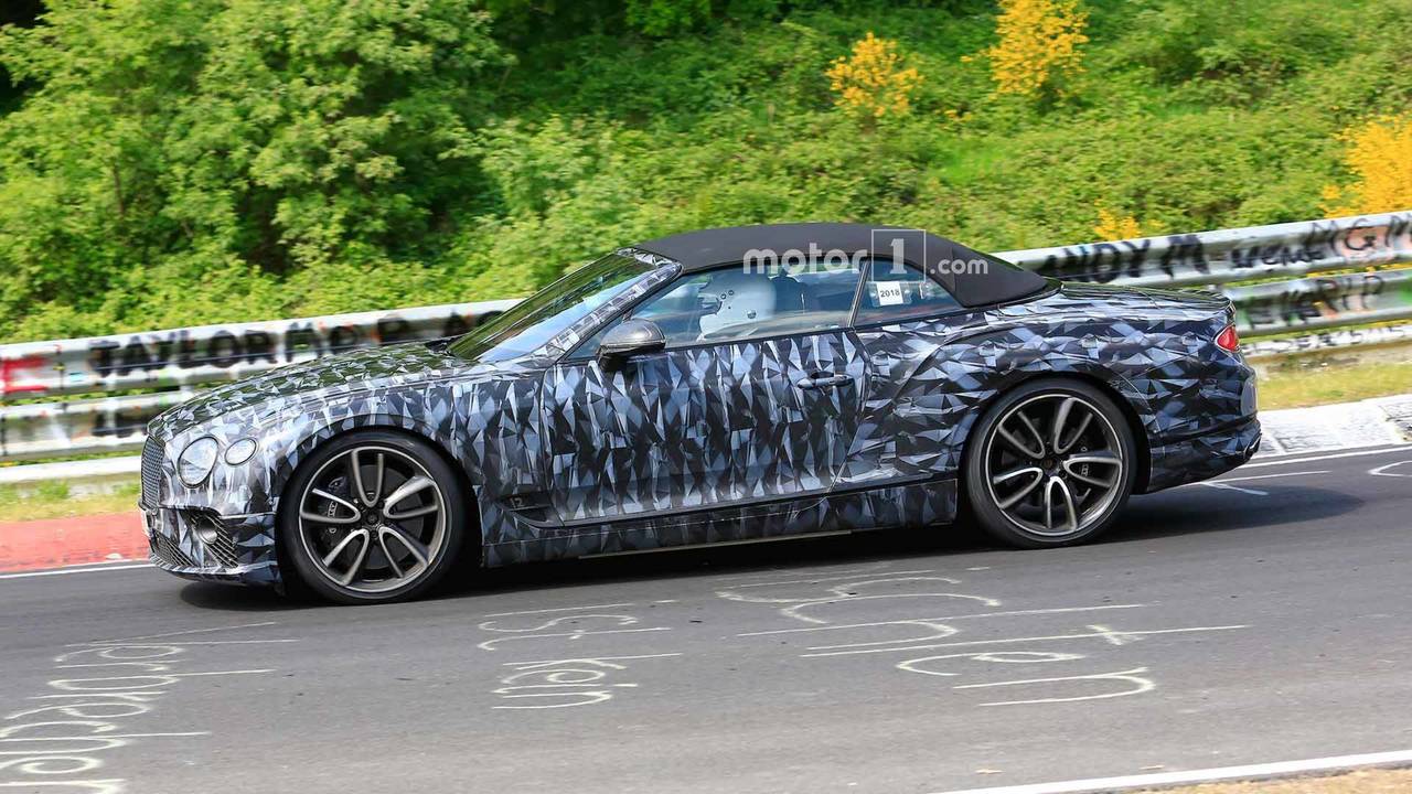 Bentley Continental GTC Spy Shots