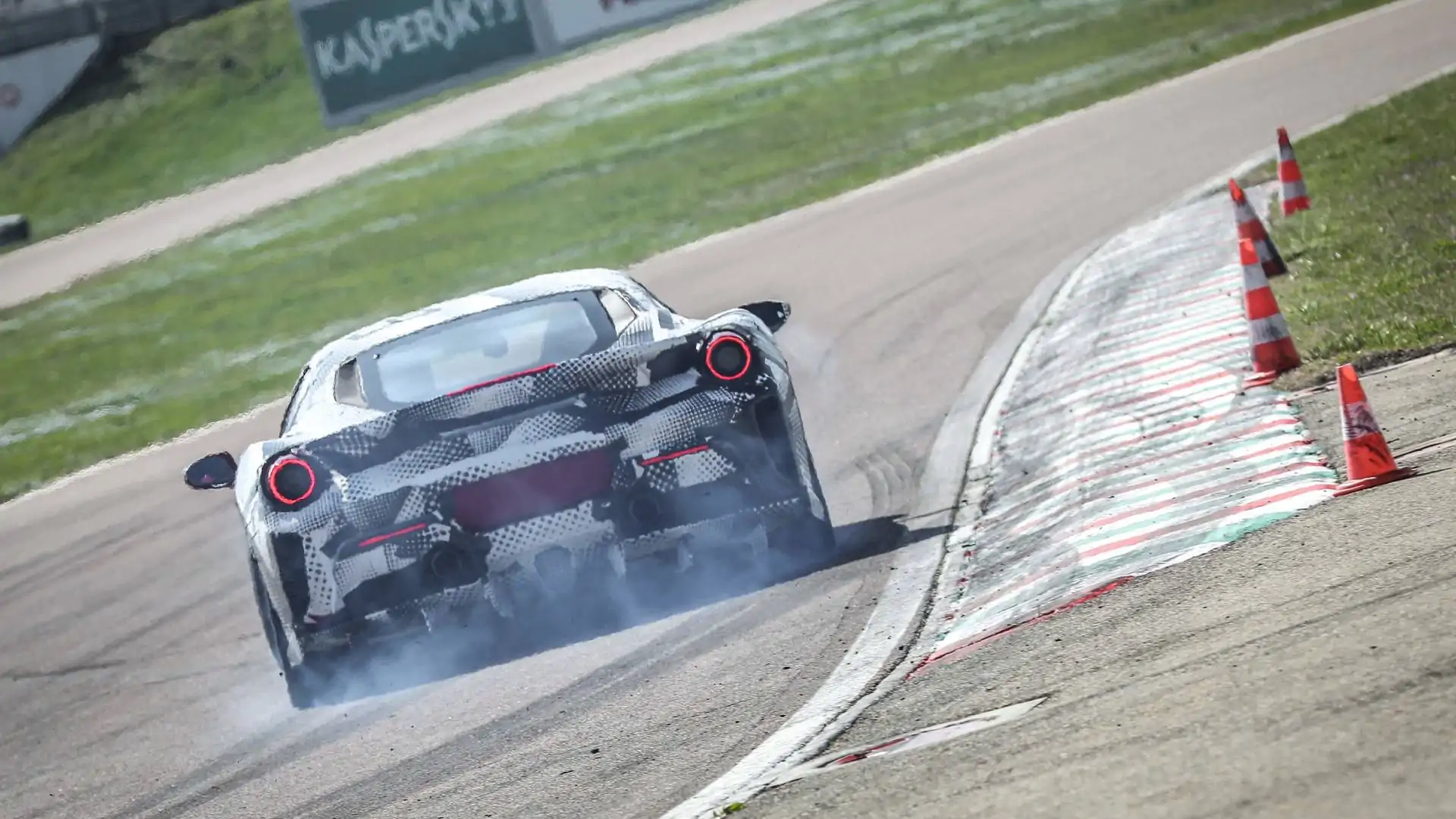 2018-ferrari-488-pista-