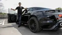 Mark Webber pilote la Porsche Mission E