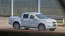 Mercedes GLT spy photo