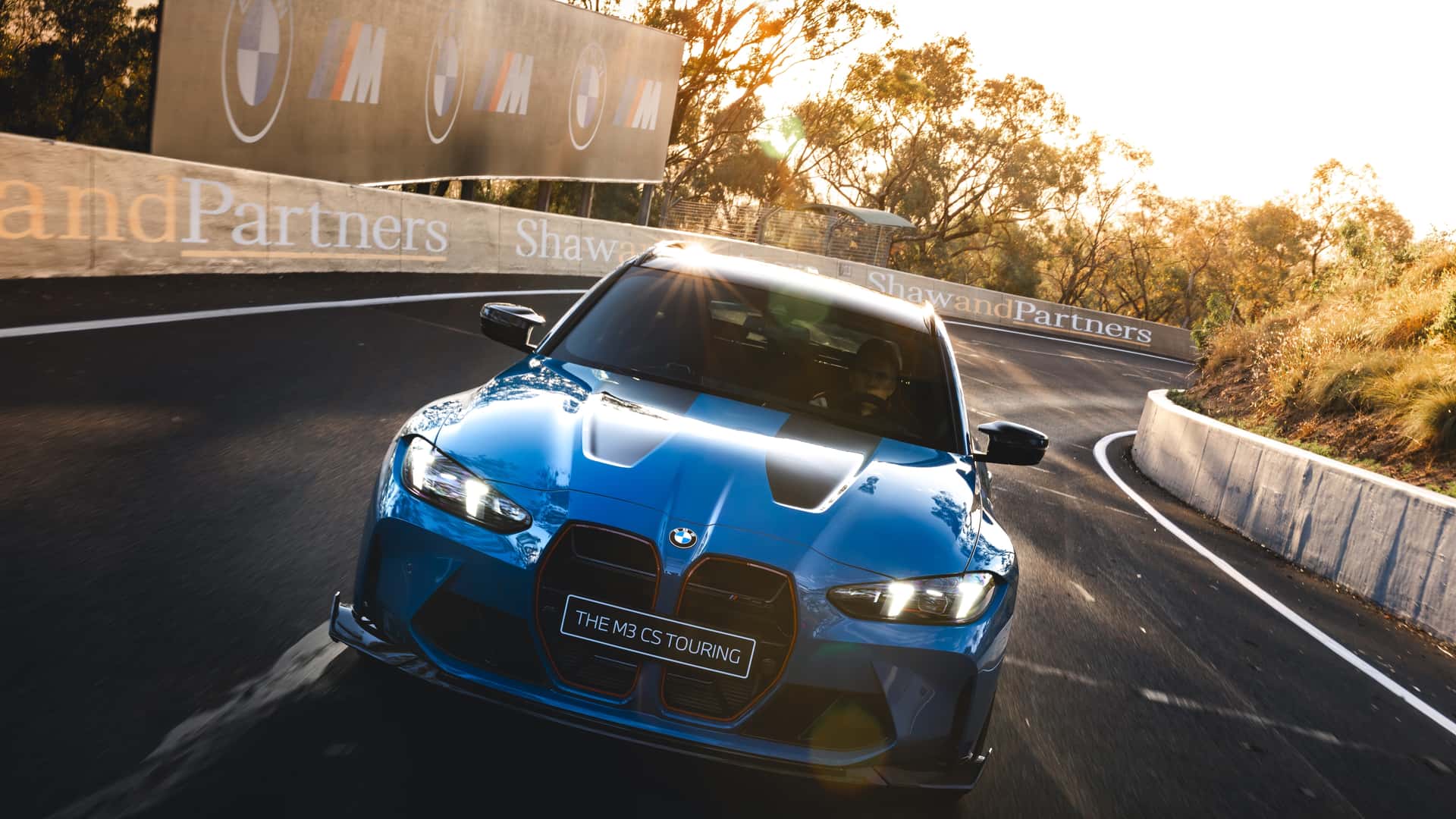 https://cdn.motor1.com/images/mgl/9m41J0/s1/bmw-m3-cs-touring-2025.jpg