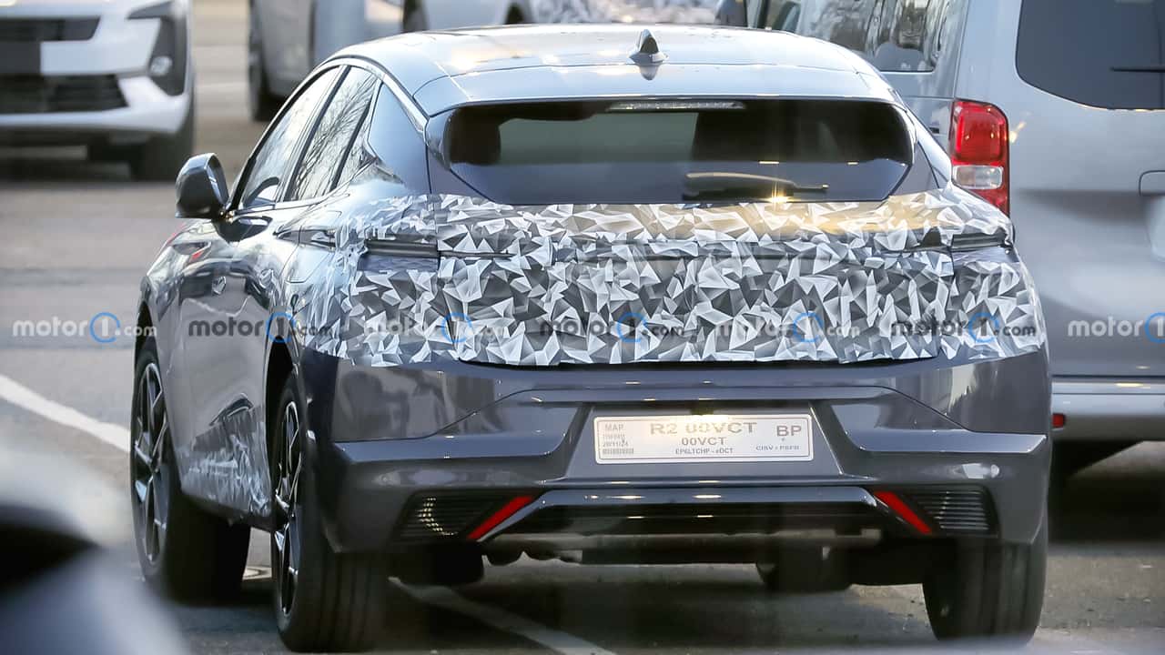 DS 4 Facelift (2026) Erlkönigfotos