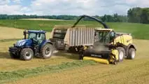 New Holland aggriorna la trincia FR per il 2025