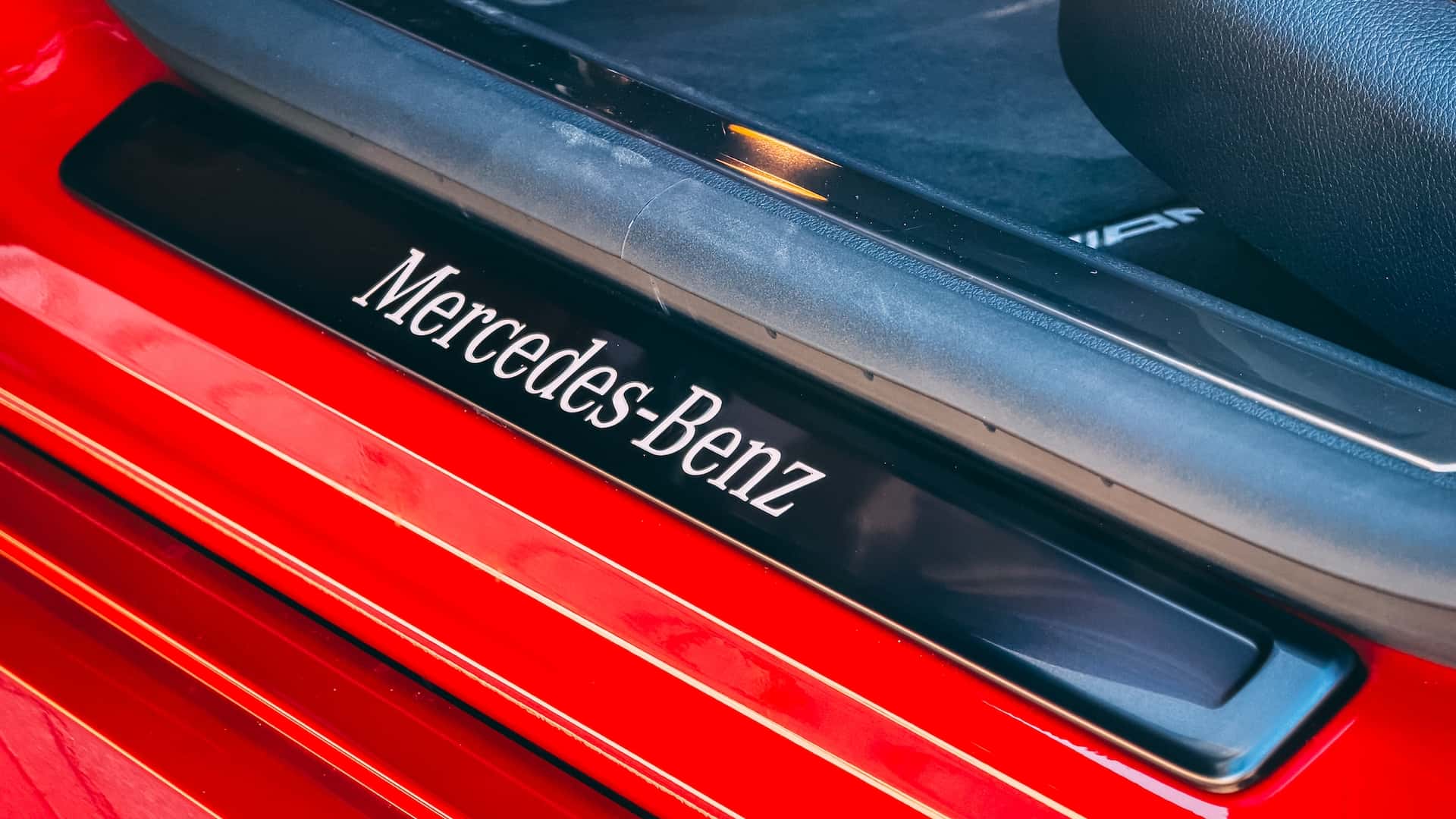 https://cdn.motor1.com/images/mgl/9m86X0/s1/2027-mercedes-benz-s-class-first-drive-review.jpg