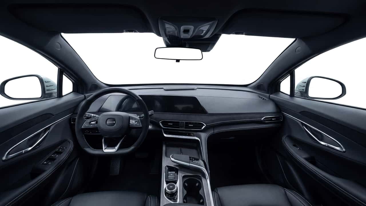 ¿Cómo es el interior del OSCA MT6, el nuevo SUV 'italiano'?