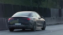 Flagra: Mercedes-Benz já testa nova geração do CLA no Brasil 
