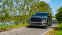 Ram 1500 V8, la prova di Motor1.com