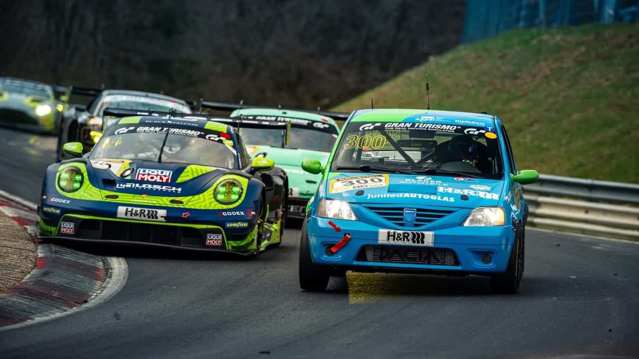Dacia Logan Ollis Garage Racing