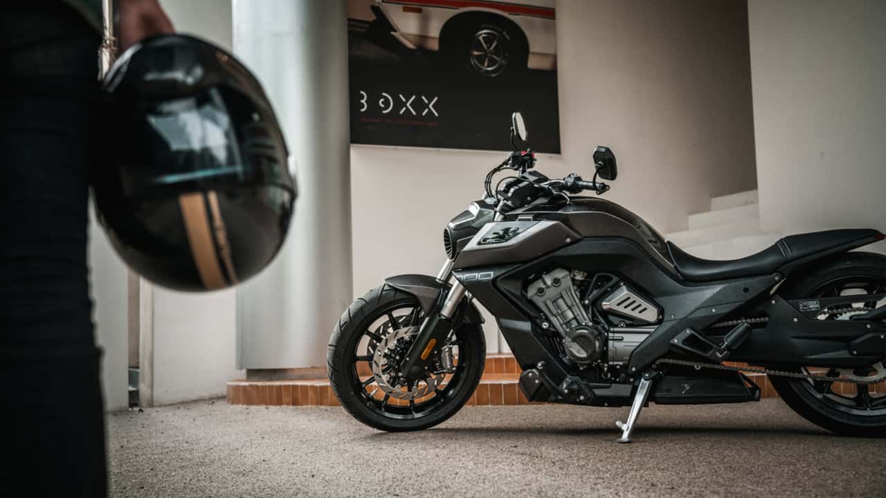 Китайский круизер копирует Ducati Diavel