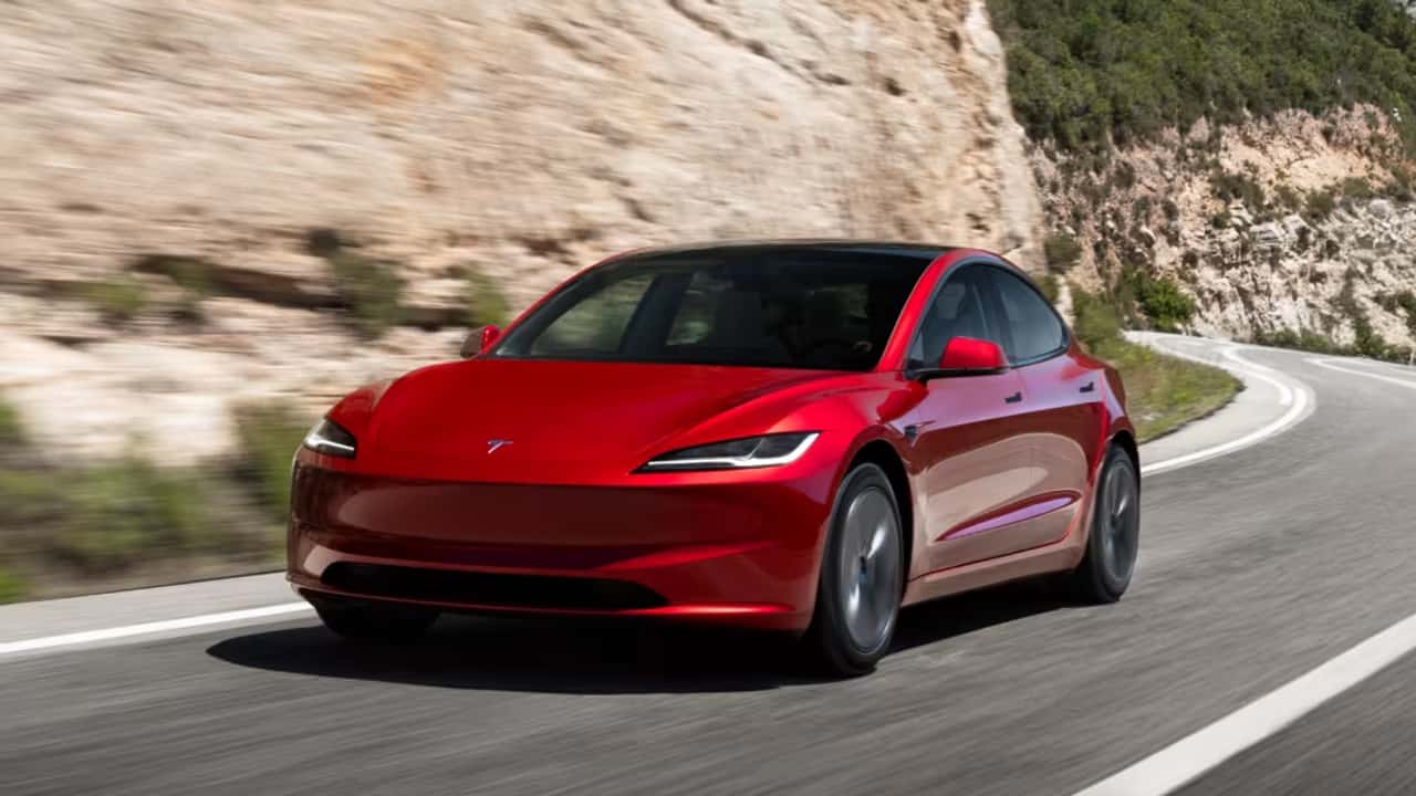 Quest'estate puoi provare gratis le Tesla (e la Guida Automatica)