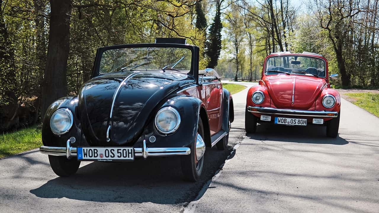 MaiKäfer-Treffen 2026: VW zeigt zwei Käfer-Cabrio-Legenden