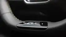 Peugeot 408 Hybrid (2026), la prova su strada di Motor1.com