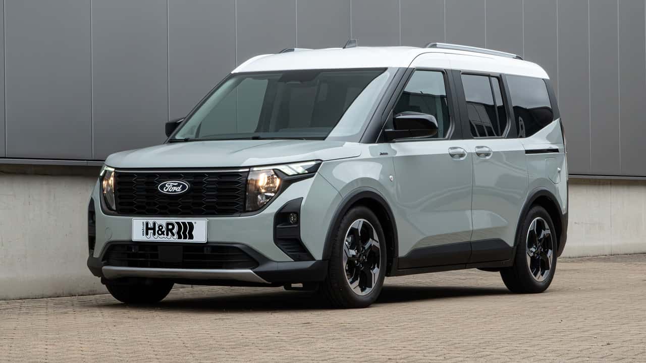 Ford Tourneo Courier Active mit H&R-Tieferlegung