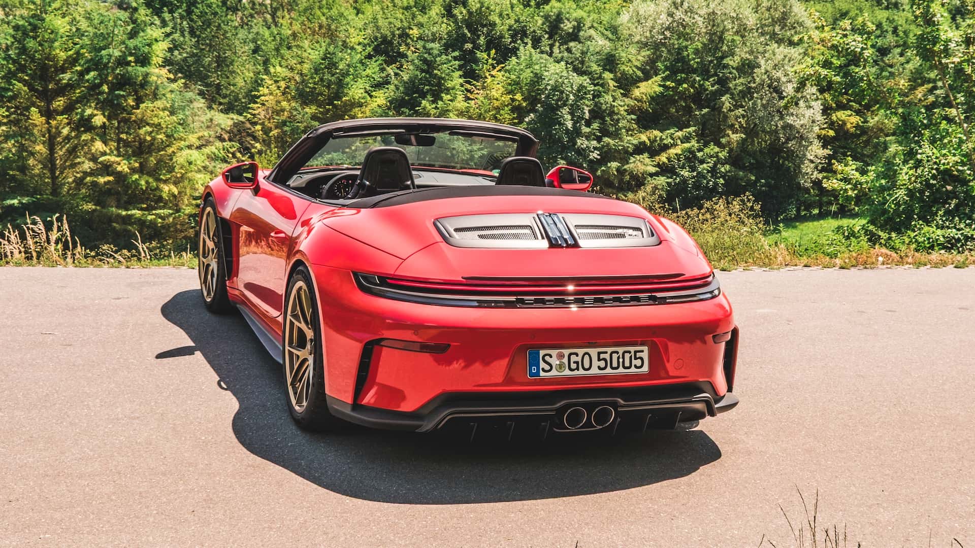 https://cdn.motor1.com/images/mgl/9m8wkm/s1/2027-porsche-911-gt3-s-c-first-drive-review.jpg