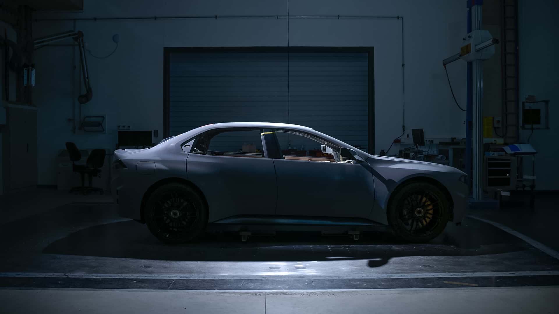 https://cdn.motor1.com/images/mgl/9m8xrX/s1/bmw-m-concept-neue-klasse-2026.jpg