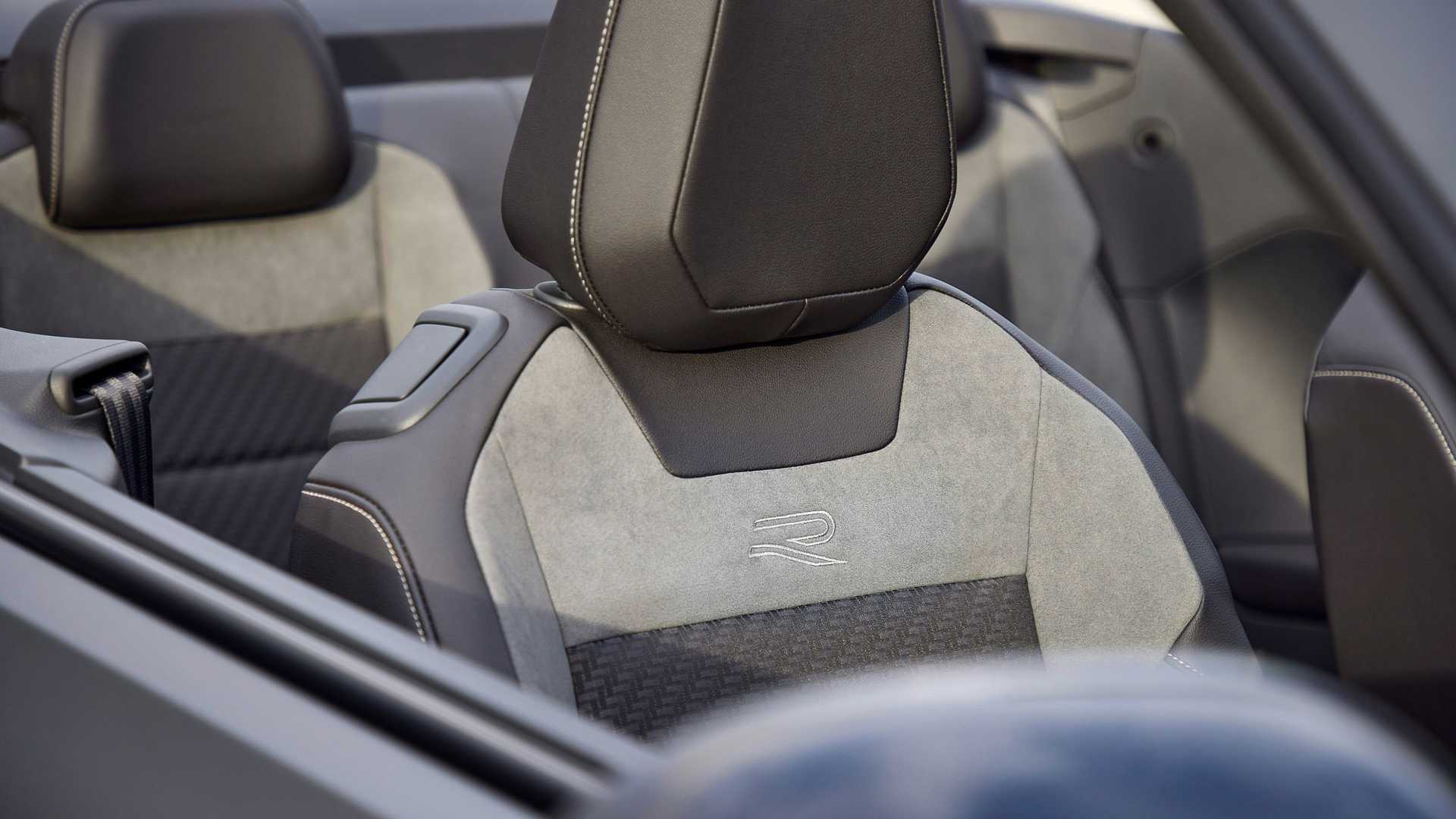 https://cdn.motor1.com/images/mgl/9m9Gyy/s1/vw-t-roc-cabriolet-edition-grey-2022.jpg