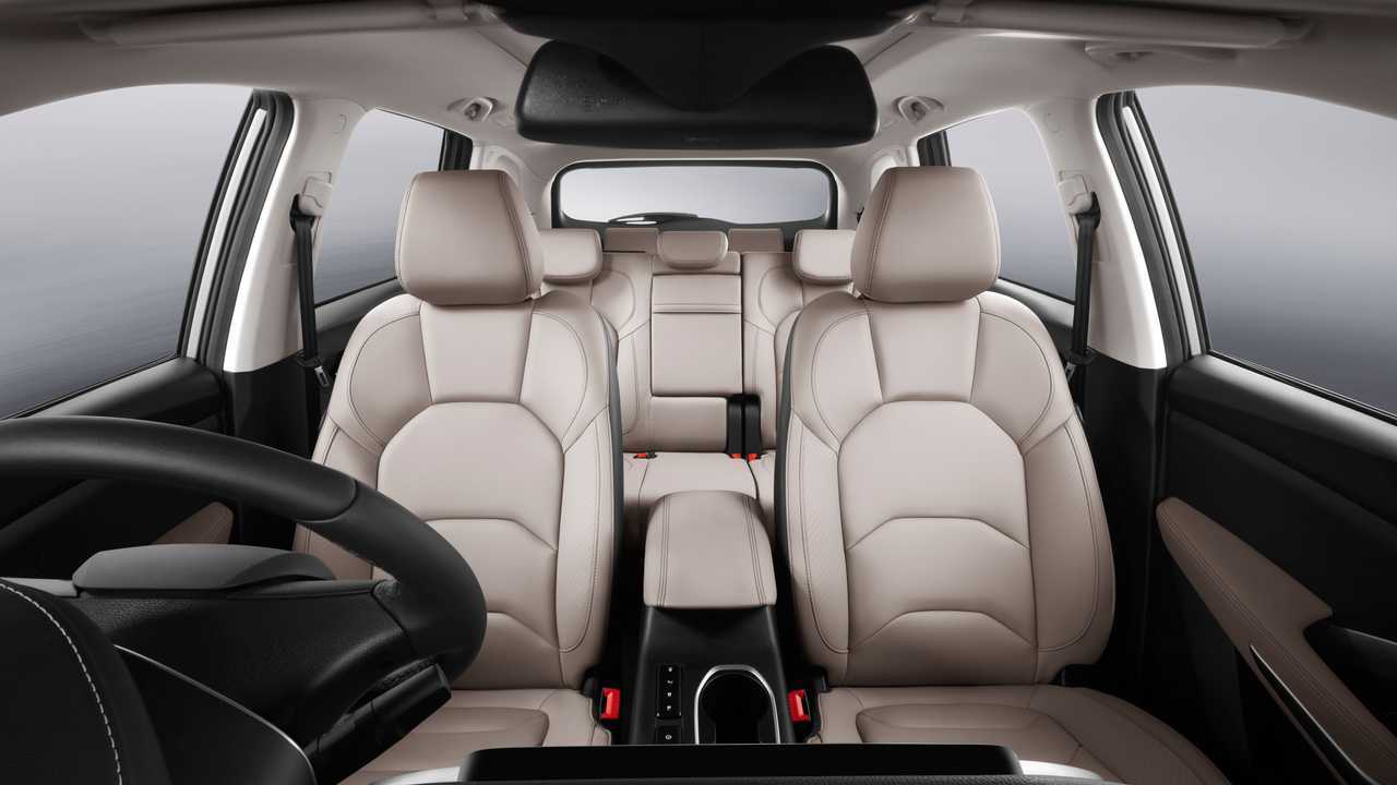 Wuling Almaz Hybrid