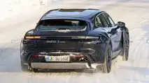 Porsche Taycan restyling, le foto spia delle diverse varianti