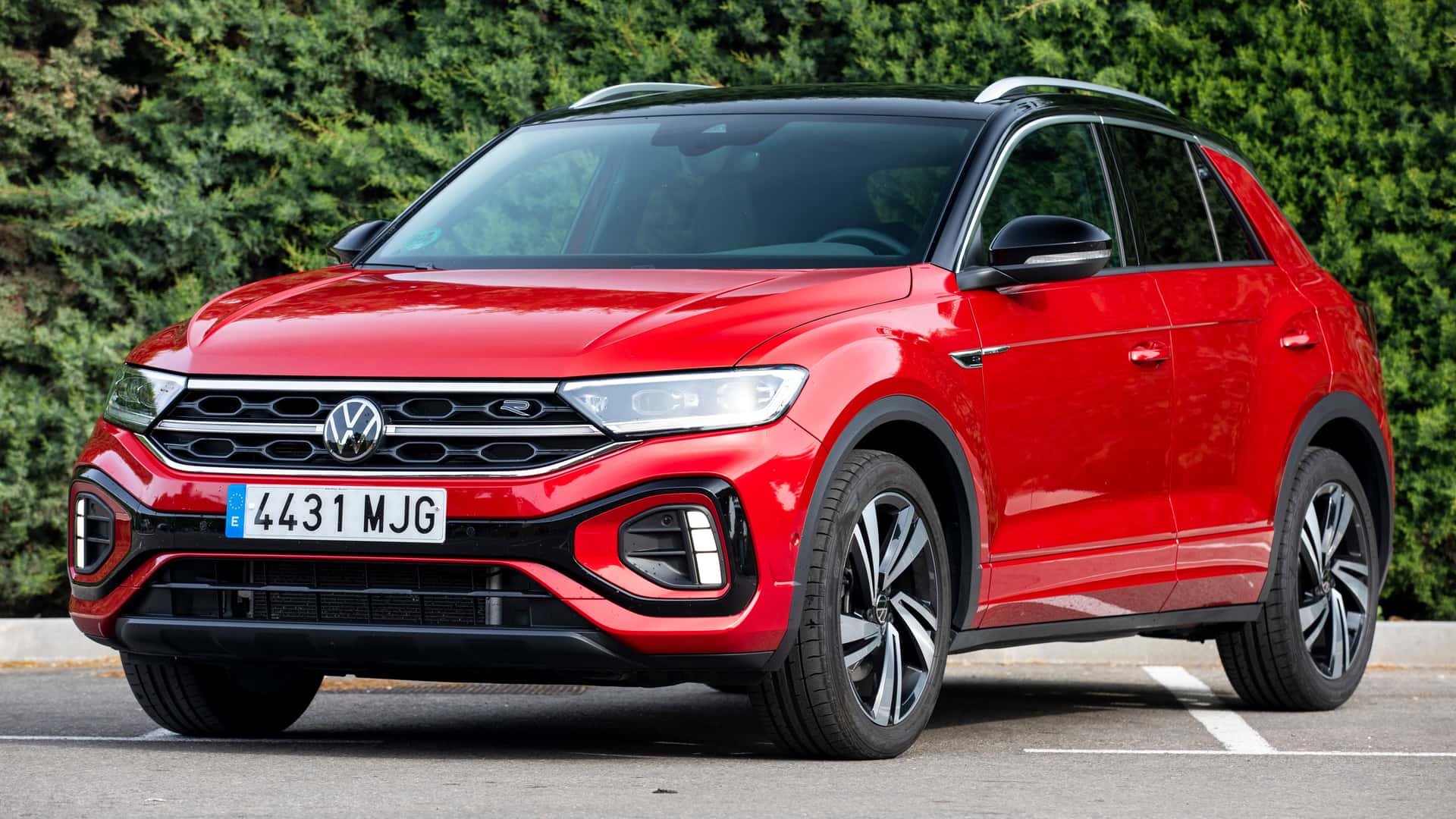 Nuevo Volkswagen T-Roc 2024: SUV equipado... ¡y 6.097 € de descuento!