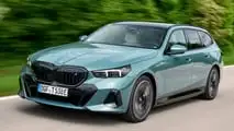 BMW i5 eDrive40 Touring (2024) nel test