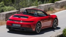 Porsche 911 Carrera Cabriolet (2024) put to the test