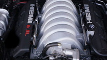 Chrysler 6.1-liter 425-horsepower HEMI V-8 engine