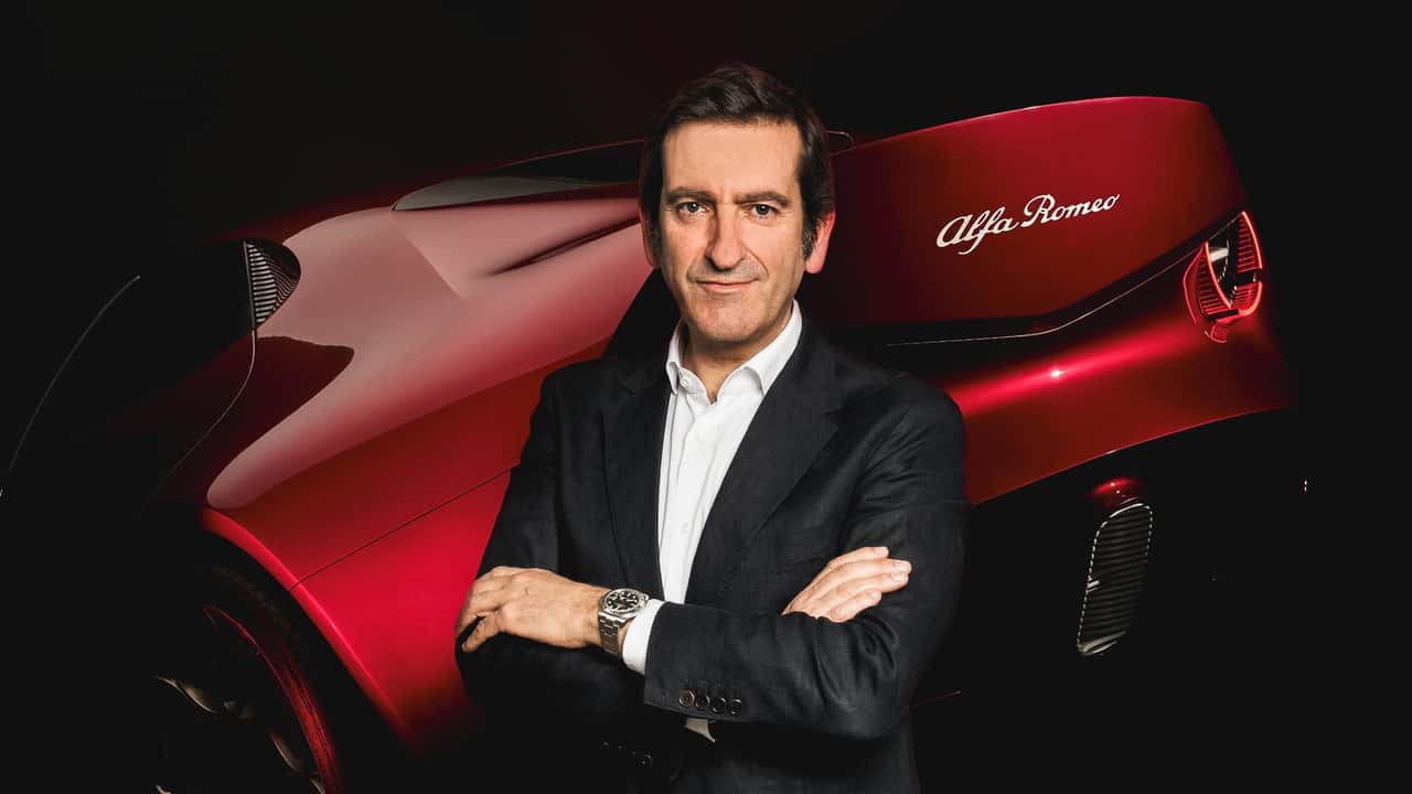 Alfa Romeo'nun Tasarım Patronu Cuorerosso'dan Sonra Ne Geleceğini Anlatıyor: Video