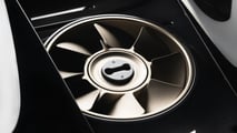 Porsche Mission S con ventola posteriore centrale