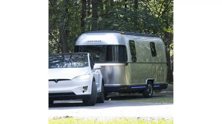 Konsep Airstream EStream Electric Camper Photos
