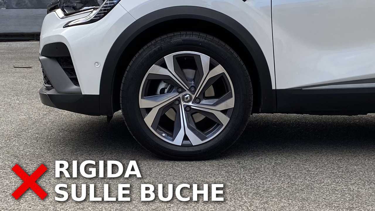 Foto - Renault Captur E-Tech Full Hybrid (2022), Pro e Contro
