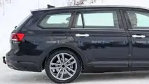 VW Passat (B9) erste Erlkönigbilder als 