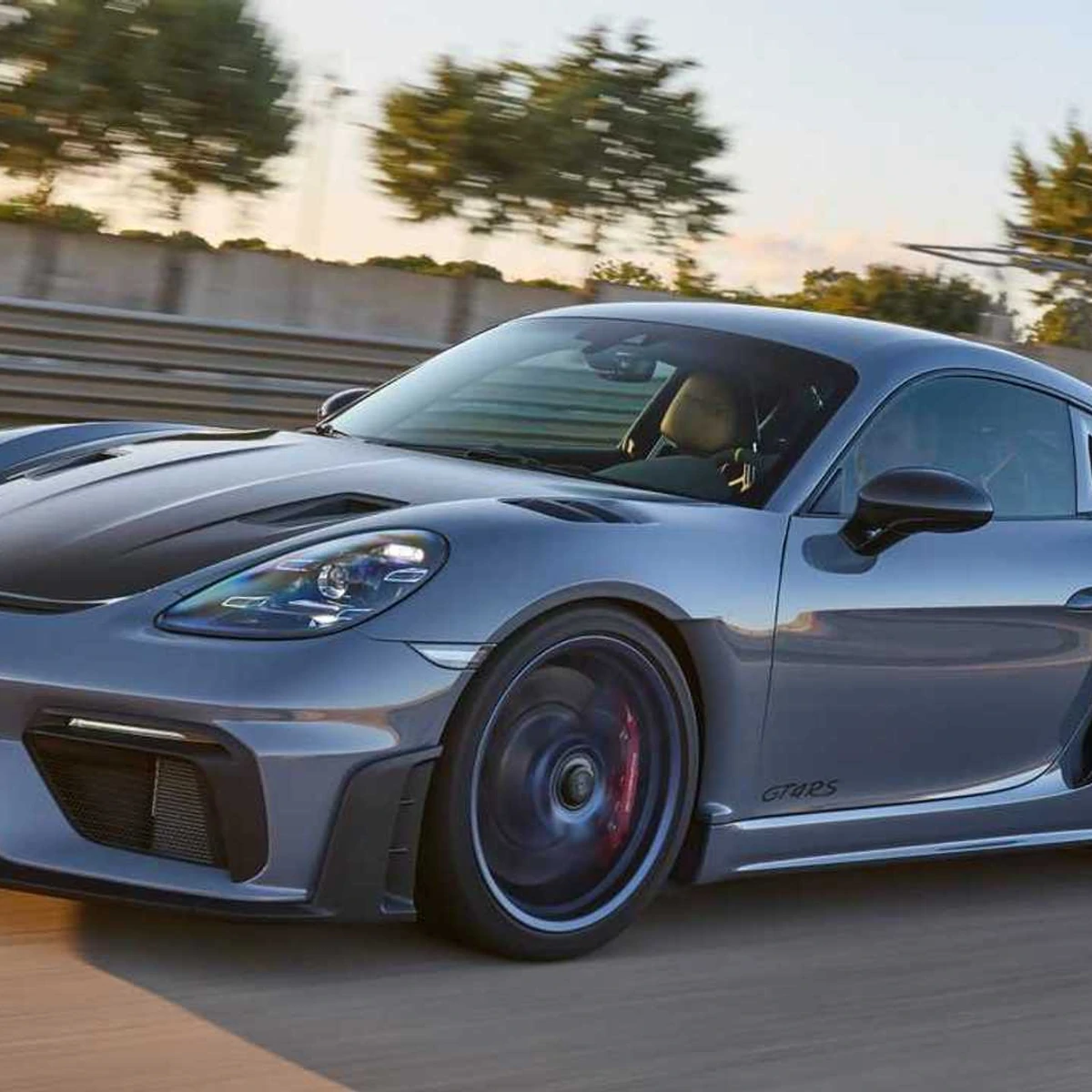 2022 Porsche 718 Cayman GT4 RS Debuts With A 493-Horsepower GT3 Heart